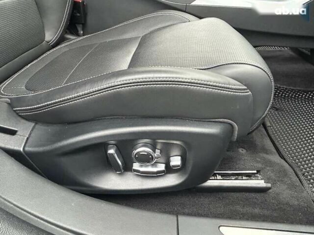 Белый Ягуар I-Pace, объемом двигателя 0 л и пробегом 77 тыс. км за 26900 $, фото 23 на Automoto.ua