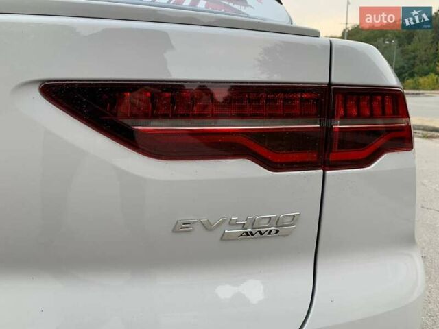 Белый Ягуар I-Pace, объемом двигателя 0 л и пробегом 23 тыс. км за 30800 $, фото 27 на Automoto.ua