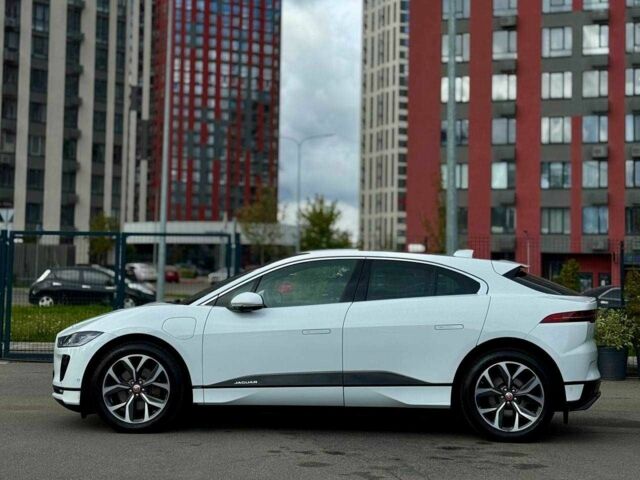 Белый Ягуар I-Pace, объемом двигателя 0 л и пробегом 37 тыс. км за 28900 $, фото 2 на Automoto.ua