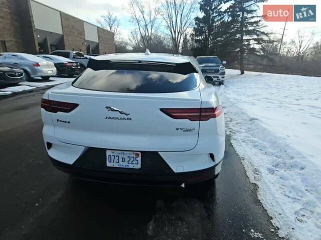 Белый Ягуар I-Pace, объемом двигателя 0 л и пробегом 123 тыс. км за 18000 $, фото 2 на Automoto.ua