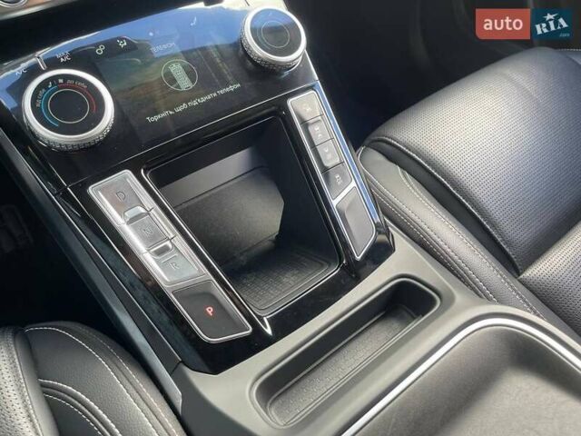 Белый Ягуар I-Pace, объемом двигателя 0 л и пробегом 78 тыс. км за 25990 $, фото 21 на Automoto.ua