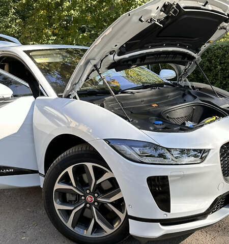Белый Ягуар I-Pace, объемом двигателя 0 л и пробегом 84 тыс. км за 29000 $, фото 15 на Automoto.ua