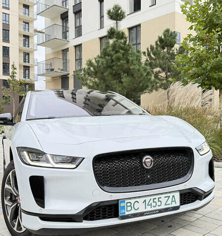 Белый Ягуар I-Pace, объемом двигателя 0 л и пробегом 84 тыс. км за 29000 $, фото 8 на Automoto.ua