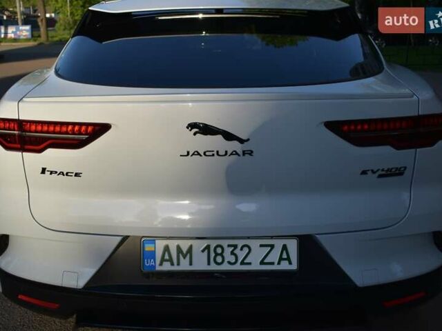 Белый Ягуар I-Pace, объемом двигателя 0 л и пробегом 61 тыс. км за 25000 $, фото 15 на Automoto.ua