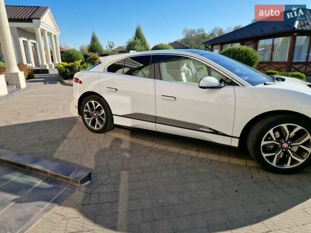Білий Ягуар I-Pace, об'ємом двигуна 0 л та пробігом 50 тис. км за 48000 $, фото 4 на Automoto.ua