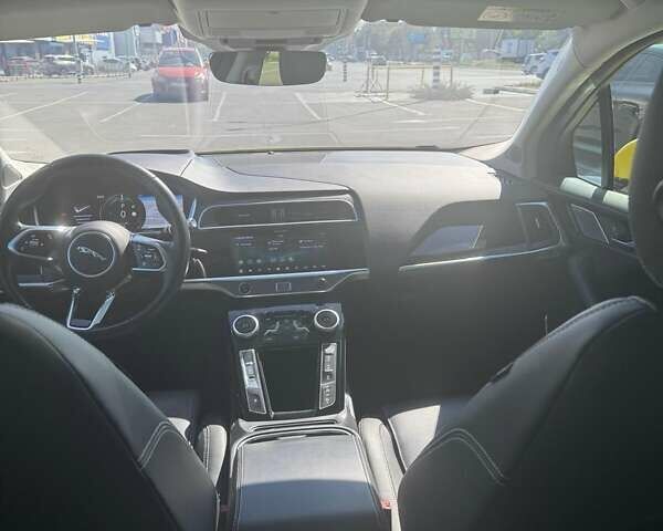 Білий Ягуар I-Pace, об'ємом двигуна 0 л та пробігом 63 тис. км за 29500 $, фото 26 на Automoto.ua