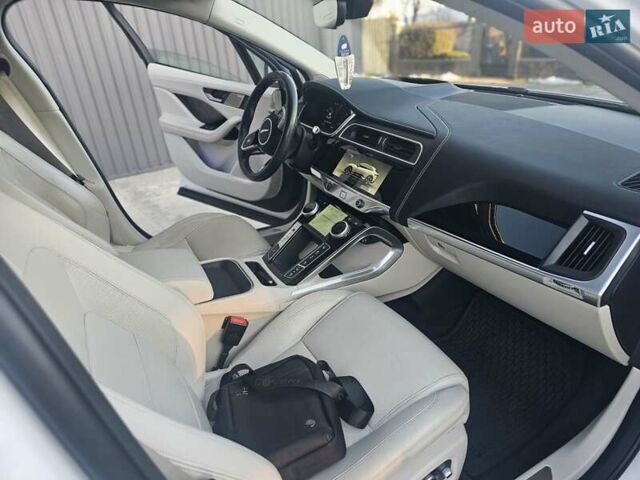 Белый Ягуар I-Pace, объемом двигателя 0 л и пробегом 101 тыс. км за 24700 $, фото 36 на Automoto.ua
