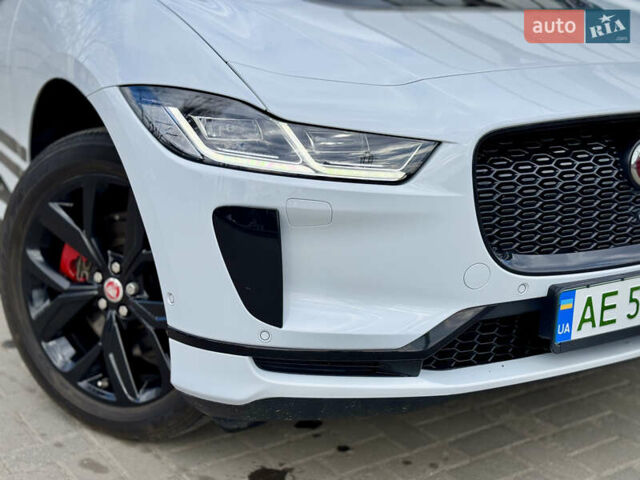 Білий Ягуар I-Pace, об'ємом двигуна 0 л та пробігом 99 тис. км за 26499 $, фото 5 на Automoto.ua
