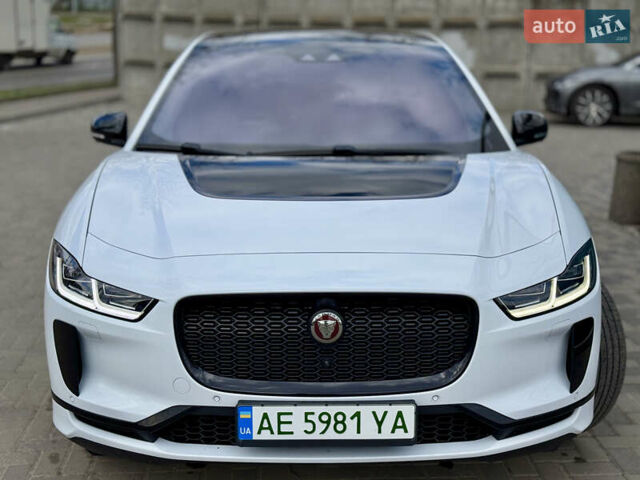 Білий Ягуар I-Pace, об'ємом двигуна 0 л та пробігом 99 тис. км за 26499 $, фото 6 на Automoto.ua