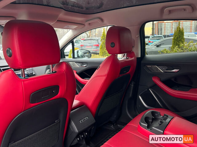 Белый Ягуар I-Pace, объемом двигателя 90 л и пробегом 68 тыс. км за 32999 $, фото 17 на Automoto.ua