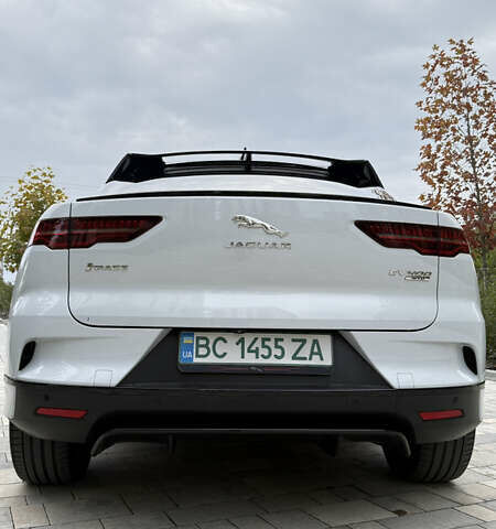 Белый Ягуар I-Pace, объемом двигателя 0 л и пробегом 84 тыс. км за 29000 $, фото 5 на Automoto.ua