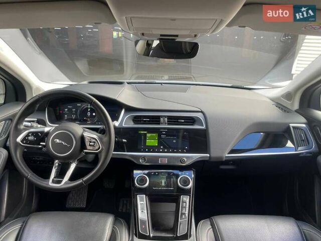 Белый Ягуар I-Pace, объемом двигателя 0 л и пробегом 78 тыс. км за 25990 $, фото 22 на Automoto.ua