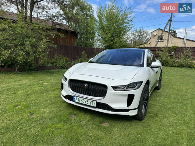 Белый Ягуар I-Pace, объемом двигателя 0 л и пробегом 43 тыс. км за 27300 $, фото 1 на Automoto.ua
