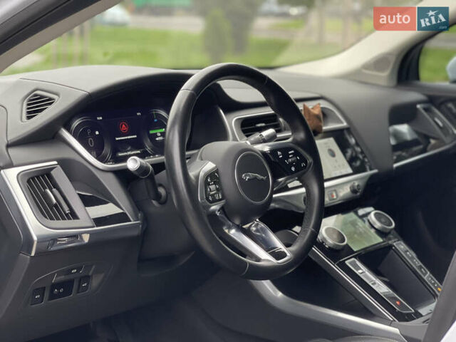 Білий Ягуар I-Pace, об'ємом двигуна 0 л та пробігом 64 тис. км за 24900 $, фото 42 на Automoto.ua