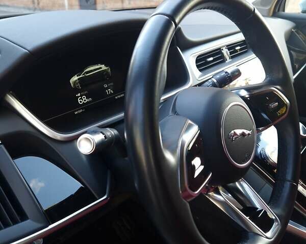 Белый Ягуар I-Pace, объемом двигателя 0 л и пробегом 40 тыс. км за 31900 $, фото 12 на Automoto.ua