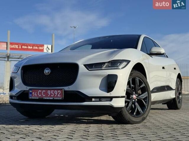 Белый Ягуар I-Pace, объемом двигателя 0 л и пробегом 81 тыс. км за 23500 $, фото 5 на Automoto.ua