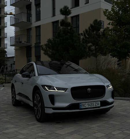 Белый Ягуар I-Pace, объемом двигателя 0 л и пробегом 84 тыс. км за 29000 $, фото 1 на Automoto.ua