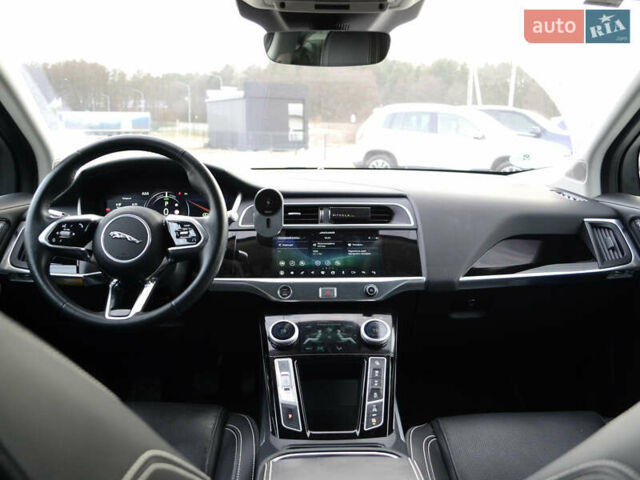 Белый Ягуар I-Pace, объемом двигателя 0 л и пробегом 99 тыс. км за 23999 $, фото 15 на Automoto.ua