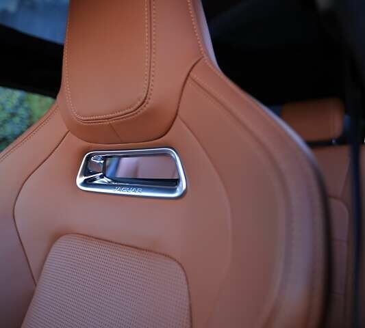 Белый Ягуар I-Pace, объемом двигателя 0 л и пробегом 36 тыс. км за 43000 $, фото 19 на Automoto.ua