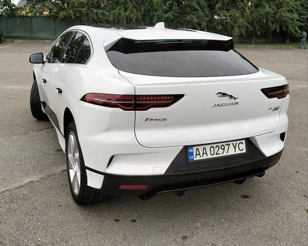 Белый Ягуар I-Pace, объемом двигателя 0 л и пробегом 129 тыс. км за 22800 $, фото 12 на Automoto.ua