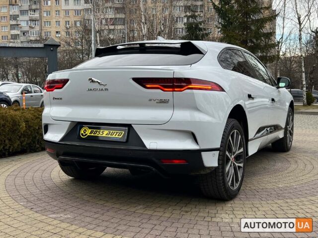 Белый Ягуар I-Pace, объемом двигателя 90 л и пробегом 68 тыс. км за 32999 $, фото 6 на Automoto.ua