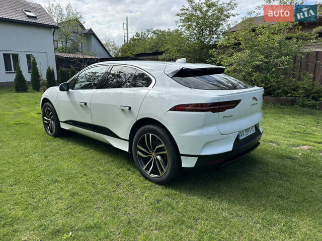 Белый Ягуар I-Pace, объемом двигателя 0 л и пробегом 43 тыс. км за 27300 $, фото 5 на Automoto.ua