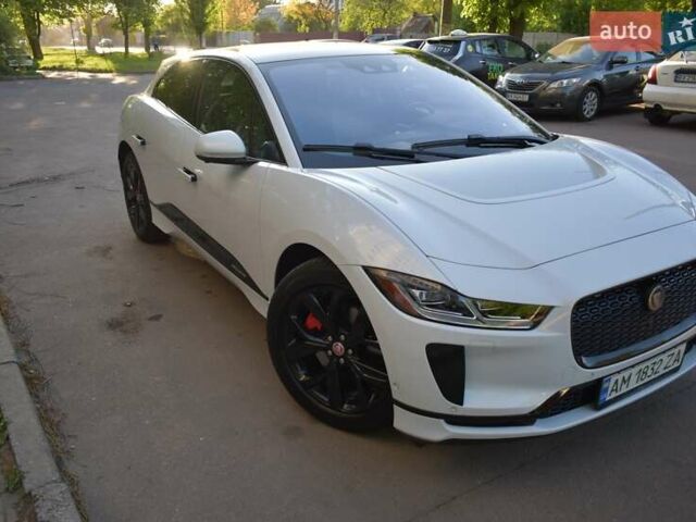 Белый Ягуар I-Pace, объемом двигателя 0 л и пробегом 61 тыс. км за 25000 $, фото 10 на Automoto.ua