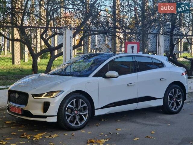 Белый Ягуар I-Pace, объемом двигателя 0 л и пробегом 40 тыс. км за 31900 $, фото 2 на Automoto.ua