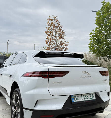 Белый Ягуар I-Pace, объемом двигателя 0 л и пробегом 84 тыс. км за 29000 $, фото 6 на Automoto.ua