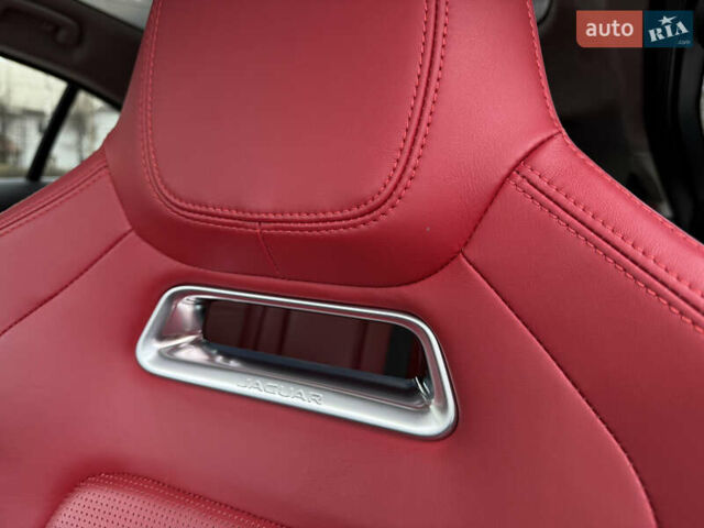 Білий Ягуар I-Pace, об'ємом двигуна 0 л та пробігом 99 тис. км за 26499 $, фото 23 на Automoto.ua