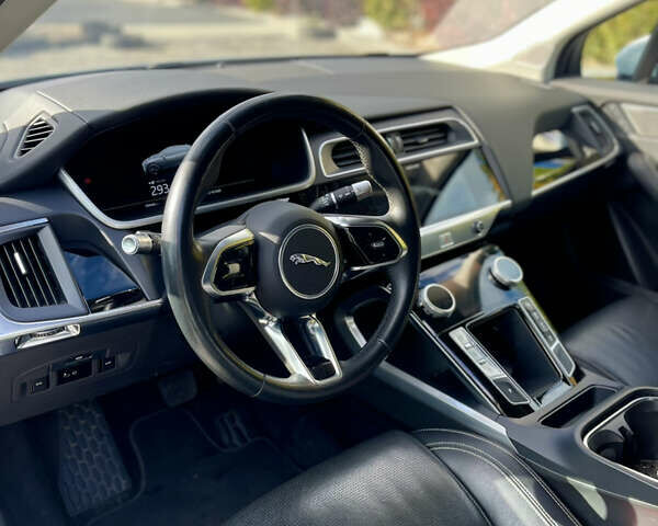 Белый Ягуар I-Pace, объемом двигателя 0 л и пробегом 96 тыс. км за 24700 $, фото 20 на Automoto.ua