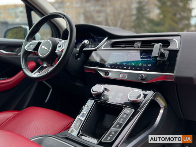Белый Ягуар I-Pace, объемом двигателя 90 л и пробегом 68 тыс. км за 32999 $, фото 13 на Automoto.ua