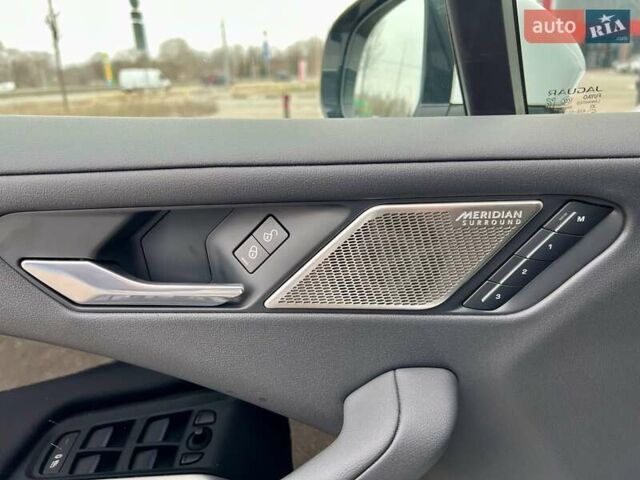 Белый Ягуар I-Pace, объемом двигателя 0 л и пробегом 105 тыс. км за 24999 $, фото 22 на Automoto.ua