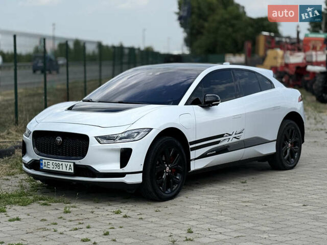 Білий Ягуар I-Pace, об'ємом двигуна 0 л та пробігом 99 тис. км за 26499 $, фото 4 на Automoto.ua