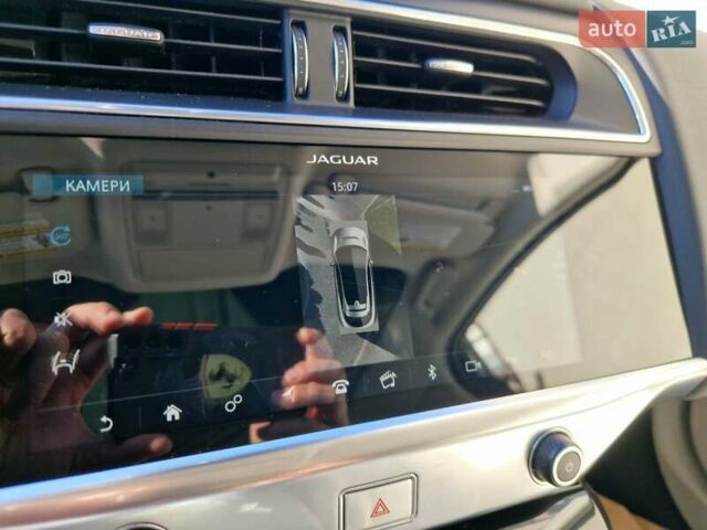 Білий Ягуар I-Pace, об'ємом двигуна 0 л та пробігом 50 тис. км за 48000 $, фото 35 на Automoto.ua