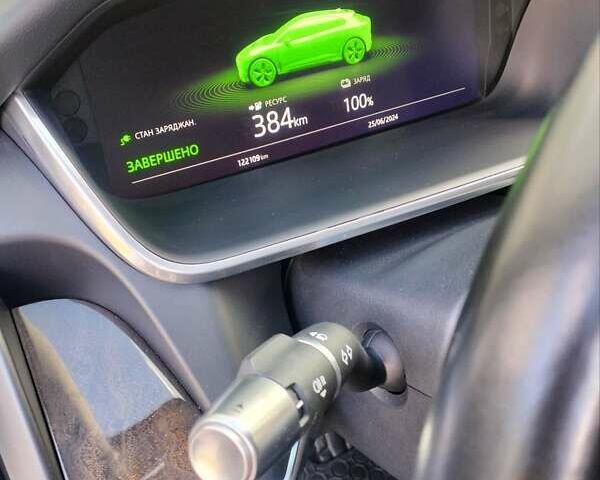 Белый Ягуар I-Pace, объемом двигателя 0 л и пробегом 129 тыс. км за 22800 $, фото 38 на Automoto.ua