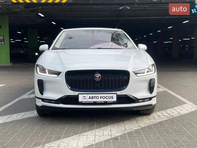 Белый Ягуар I-Pace, объемом двигателя 0 л и пробегом 78 тыс. км за 25990 $, фото 1 на Automoto.ua