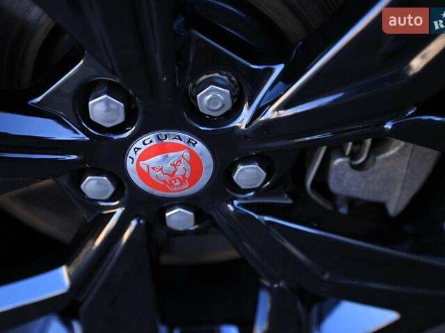 Белый Ягуар I-Pace, объемом двигателя 0 л и пробегом 36 тыс. км за 43000 $, фото 6 на Automoto.ua