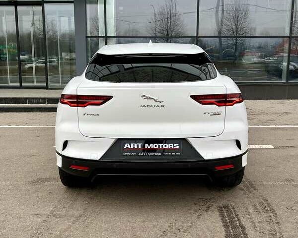 Белый Ягуар I-Pace, объемом двигателя 0 л и пробегом 105 тыс. км за 24999 $, фото 5 на Automoto.ua