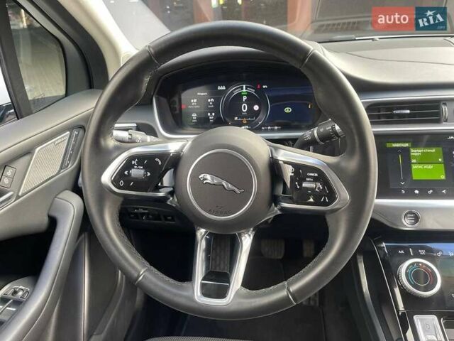Белый Ягуар I-Pace, объемом двигателя 0 л и пробегом 78 тыс. км за 25990 $, фото 18 на Automoto.ua