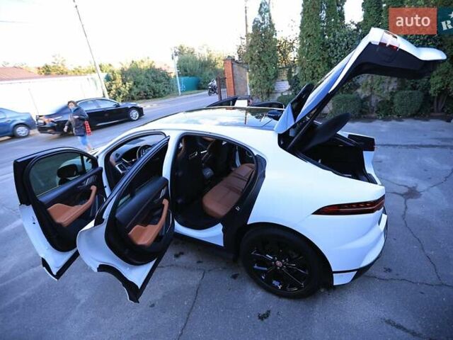 Белый Ягуар I-Pace, объемом двигателя 0 л и пробегом 36 тыс. км за 43000 $, фото 16 на Automoto.ua