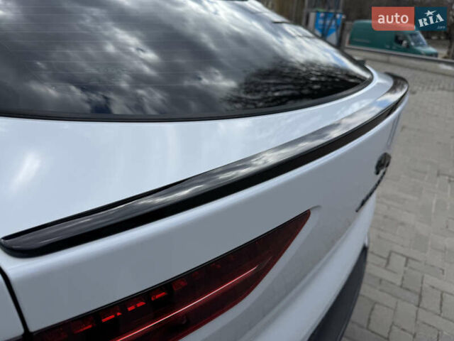Білий Ягуар I-Pace, об'ємом двигуна 0 л та пробігом 99 тис. км за 26499 $, фото 26 на Automoto.ua