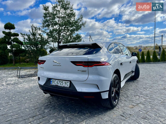 Белый Ягуар I-Pace, объемом двигателя 0 л и пробегом 96 тыс. км за 24700 $, фото 9 на Automoto.ua