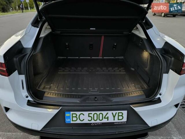 Белый Ягуар I-Pace, объемом двигателя 0 л и пробегом 65 тыс. км за 31800 $, фото 22 на Automoto.ua