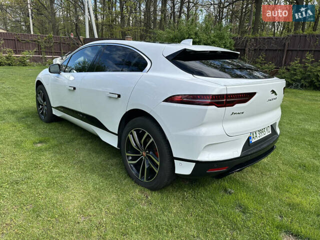 Белый Ягуар I-Pace, объемом двигателя 0 л и пробегом 43 тыс. км за 27300 $, фото 33 на Automoto.ua