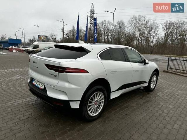 Белый Ягуар I-Pace, объемом двигателя 0 л и пробегом 56 тыс. км за 29999 $, фото 6 на Automoto.ua