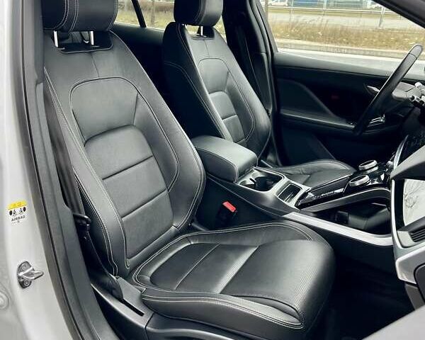 Белый Ягуар I-Pace, объемом двигателя 0 л и пробегом 105 тыс. км за 24999 $, фото 54 на Automoto.ua