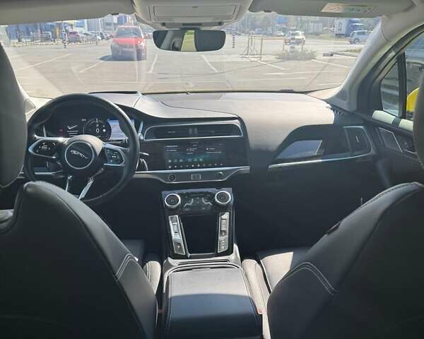 Білий Ягуар I-Pace, об'ємом двигуна 0 л та пробігом 63 тис. км за 29500 $, фото 25 на Automoto.ua
