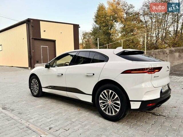 Белый Ягуар I-Pace, объемом двигателя 0 л и пробегом 127 тыс. км за 27699 $, фото 4 на Automoto.ua