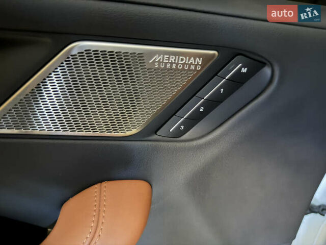 Білий Ягуар I-Pace, об'ємом двигуна 0 л та пробігом 47 тис. км за 35500 $, фото 16 на Automoto.ua